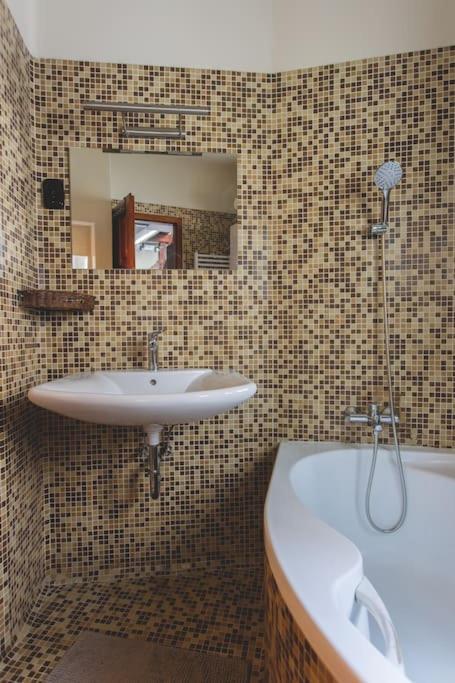 Appartement Klotild & Matild Floor In Downtown *